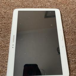 Selling 10” SamSung tablet in great condition and working order comes with case no charger