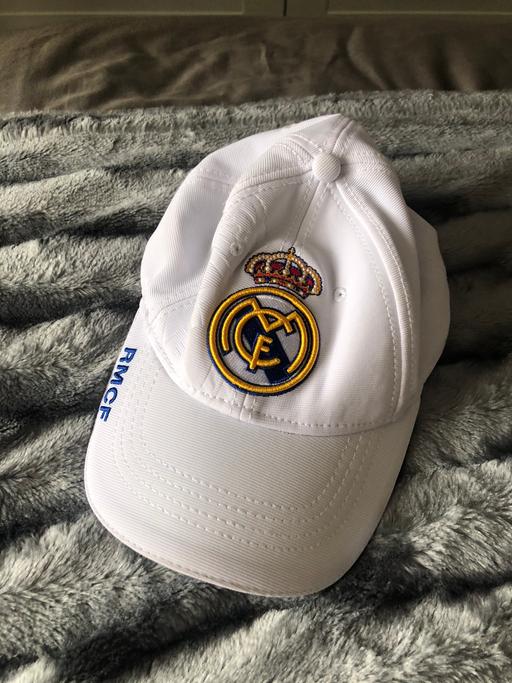 Buy & Sell Staffordshire South Staffordshire - Photos for Real Madrid cap age 6-7 approx