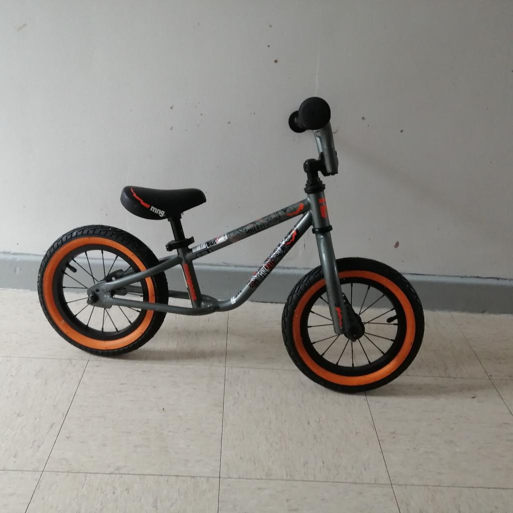 mongoose balance bike halfords