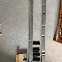 Roofs bars great condition
Comes with the stuff that you need to put on your car
Fits
Ford s-max mk1
For focus mk2
Might fit other fords
Not even 12 months old

COLLECTION ONLY