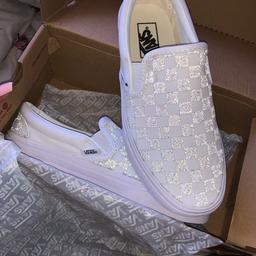Brand New! Grey & White Louis Vuitton Reflective Print Slip On Vans!🌹

🤍MAKE ME OFFERS!🤍

⚡️Size 6 | EUR 40⚡️

🥰 The Checkerboard Classic Slip-On features sturdy low profile slip-on canvas uppers with the iconic Vans checkerboard and Louis Vuitton print, padded collars, elastic side accents, and signature rubber waffle outsoles.😍

❄️NO SILLY OFFERS PLEASE!❄️

#vans #lv #vansslipons #lvtrainers #lvvans