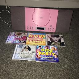 Great condition like new
Plays cds and radio also comes with cds only one disk missing,pickup only Woodville and no offers