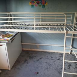 White mid sleeper metal bed.  Nothing wrong just swapped to a high sleeper for my son.  All dismantled ready for collection. Not even a year old. No matress, frame only

Collection from Sidemoor, Bromsgrove