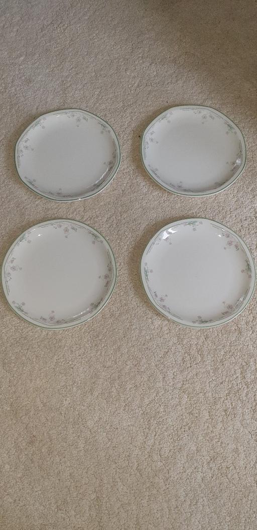 Buy & Sell Kent Tonbridge and Malling - Photos for Royal Doulton plate set