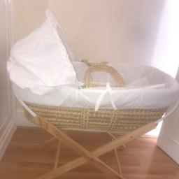 Newborn Moses basket /bassinet
My son didn’t sleep in here, ended up sleeping in bed with me so barely used
In perfect condition
Comes with little blanket to match the pattern on the hood of the bassinet
Collection NW2 (Cricklewood)