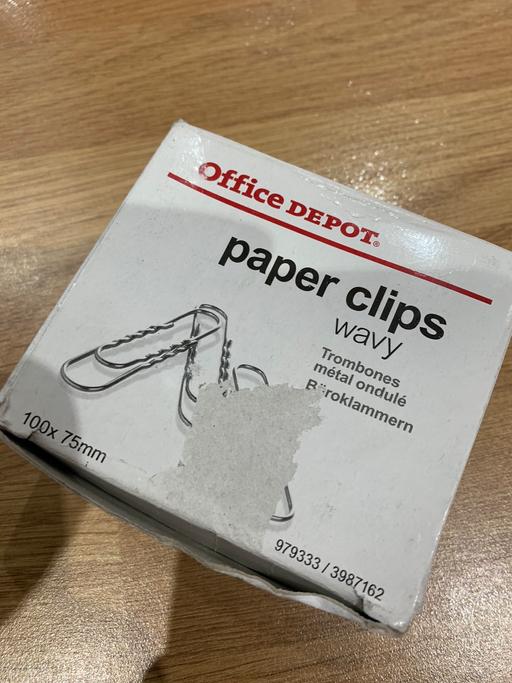 Buy & Sell West London Hillingdon - Photos for Large paperclips (office)