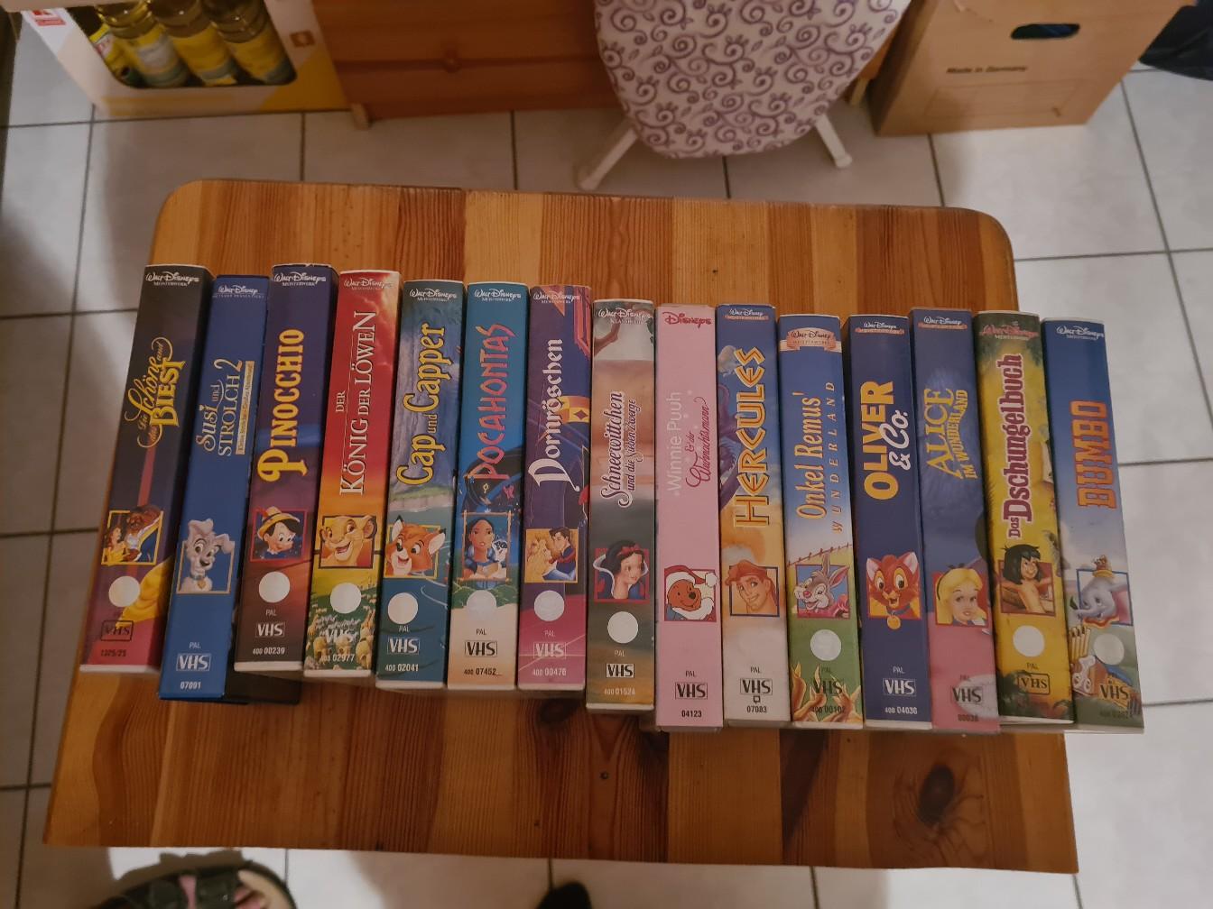 Disney Meisterwerke Kinderfilme Vhs In 69124 Heidelberg For €3.00 For ...