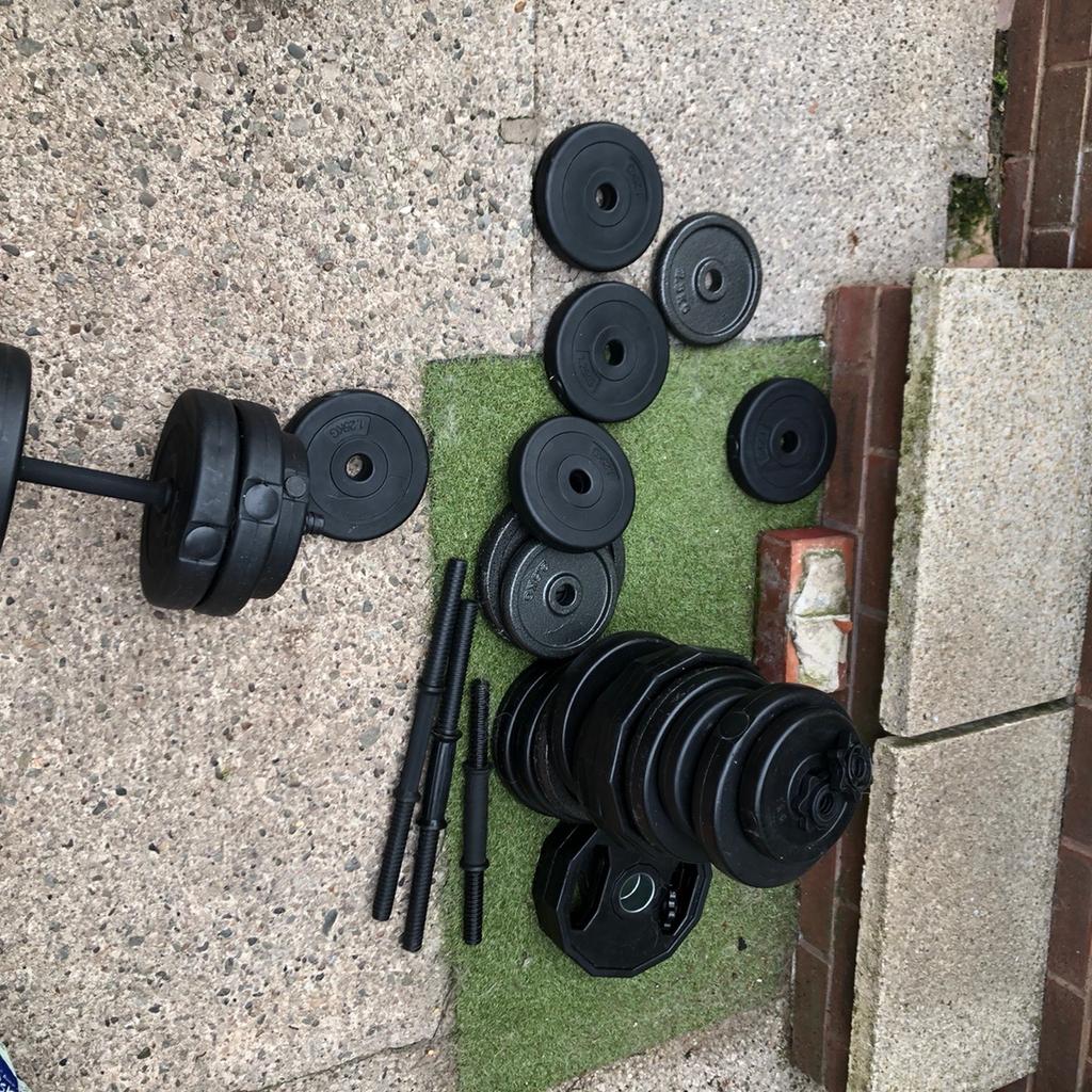 100KG Dumbbell + Barbell Set With Plates in FY2 Bispham für £ 200,00