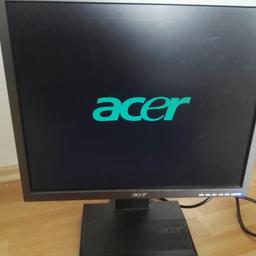 Biete gebrauchten, voll funktionsfähigen LCD Monitor der Marke Acer.
Stromkabel ist dabei, Farbe schwarz.
Bildschirmdiagonale 49 cm.

Gerne auch Abholung in Hanau ...

BITTE BEACHTET MEINE WEITEREN ANGEBOTE !!!