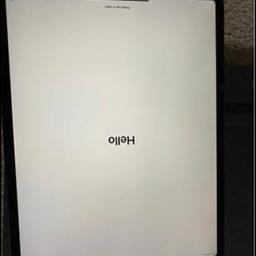 Apple iPad Pro 12.9 inch4th generation WI-FI +  cellular like new comes with protective case