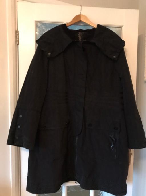 Buy & Sell South East London Crook Log - South East London - Photos for Ladies Gil Bret Coat