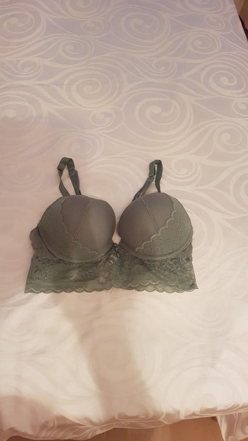 Buy & Sell North London Harringay - North London - Photos for bra top