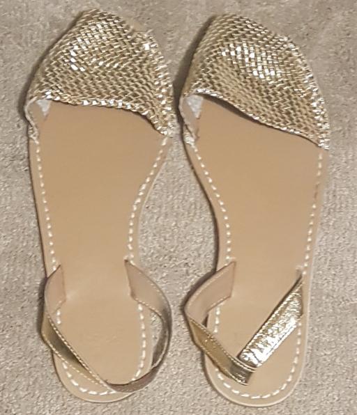 Buy & Sell West Midlands Walsall - Photos for Gold Sandals Size 7 (maybe 6)