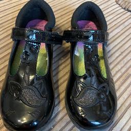 George unicorn black patent girls school shoe. Never worn UK 2
