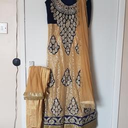 size 8 to 10.
new with tag. purchsed last year but wedding got postponed so never got to wear it.
heavy kameez dress. perfect as bridesmaid dress or close family function.
selling more asain party and wedding wear on my page.
Collection lozells B19 or saltley B8.Can post at £6 costs