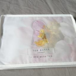This is a gorgeous bedding item by Ted Baker.