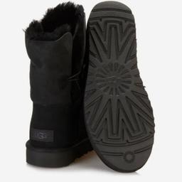 Worn only once!! Excellent condition size 5 black UGG boots.