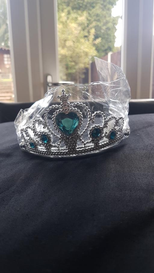 Buy & Sell Kent Maidstone - Photos for Girls Tiara.