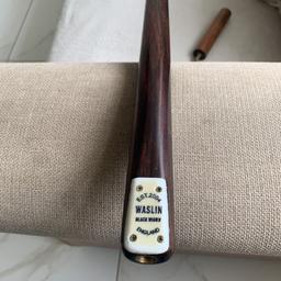 Waslin black widow 3pc cue in vgc
This cue is very solid and great to play with, 57” tip 9.5mm weight about 18.5oz.