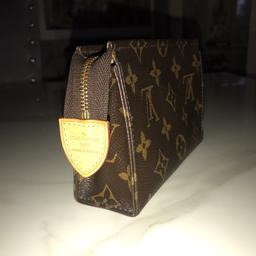 Authentic and rare Louis Vuitton toiletry 15 pouch. Used. See pics for date code.