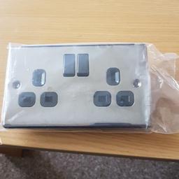 Double chrome finish metal electric sockets with black inserts.

£5 each
No offers