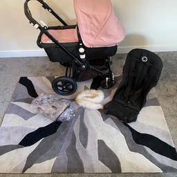Bugaboo Cameleon 3
Lovey condition 
Black frame 
Black fabrics with baby pink hoods and aprons
Complete with carrycot
Big seat 
Fur hood liner 
Raincover 
From a pet and smoke free home