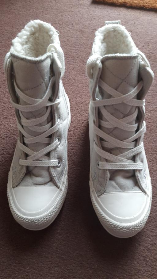 Buy & Sell West Midlands Walsall - Photos for Converse All Stars ladies boots size UK 4.