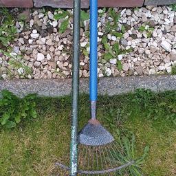 2 x Rack Garden Tools

used but in very good condition.

very strong and sturdy.
