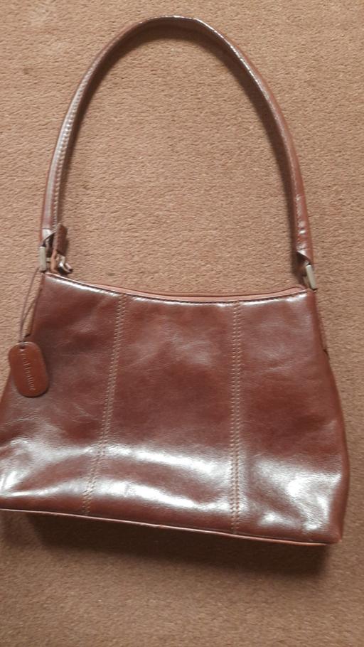 Buy & Sell West Midlands Walsall - Photos for M&S ladies leather bag