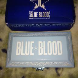 Jeffree Star Blue Blood Palette einige farben einige male benutzt manche farben unberührt.