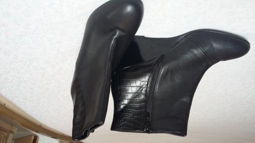 Buy & Sell West Midlands Sandwell - Photos for Black Wedges Boots