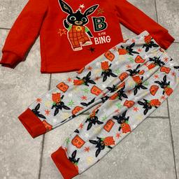 Bing(fleece) unisex pyjamas for age 3-4 in good used condition,great for autumn/winter.
Please check my other items for sale, thank you.