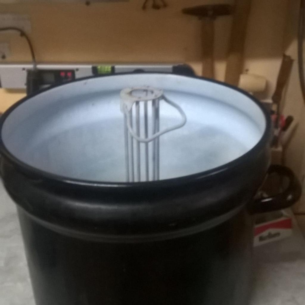 schwarz weiß vase GILDE Deko - Moderne Dekovase Dekoobjekt Glasvase Blumenvase handgefertigt aus Farbglas Colore_Trasparente