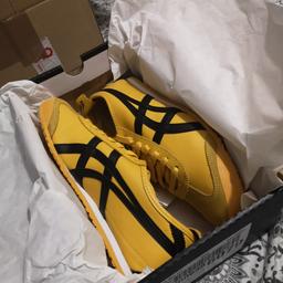 Brand new unworn, bought the wrong size and too late to return them.

UK Size 8