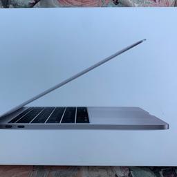 MacBook Pro.
Immaculate condition.
256GB SSD
8 GB SDRAM
Two Thunderbolt 3 (USB-C) ports.
