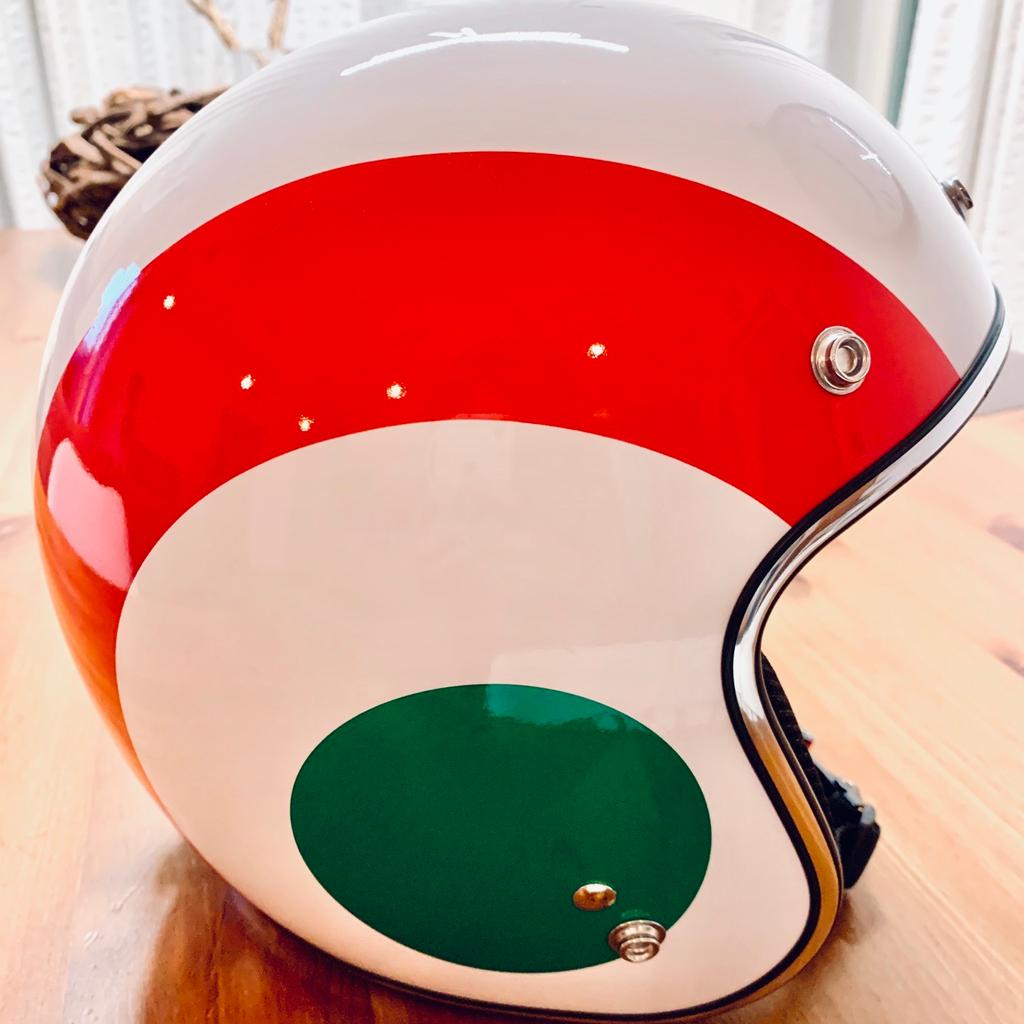 casco-vespa-piaggio-bandiera-italiana-in-22079-villa-guardia-f-r-80