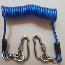 2 carabiners
Heavy Duty
max weight 5 kg