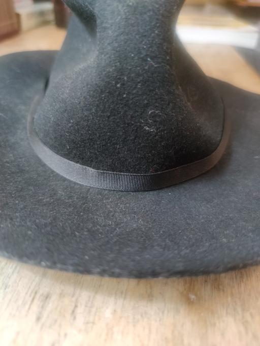 Buy & Sell South West London Kingston upon Thames - Photos for Topshop 100% wool hat (fedora type) 