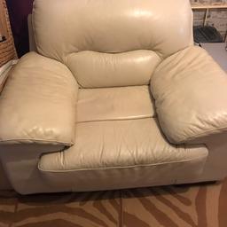 buyer collects/arranges b/f 1/10
genuine cream leather we armchair
excellent condition
selling due to move