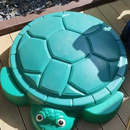 Great sandpit good size. has a cover. in good used condition. Great as ballpit or paddling pool too