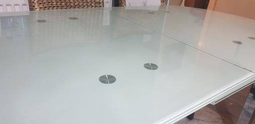 Buy & Sell North London Noel Park - North London - Photos for DINING TABLE - TEMPERED GLASS EXTENDABLE