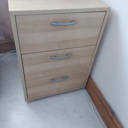 3 Drawer bedside table. all drawers are in good working order.