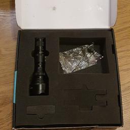 Great condition, comes with the box and battery. works great upto 300 yards with a by night vision. comes with clamp for to attach onto picatinary rail .