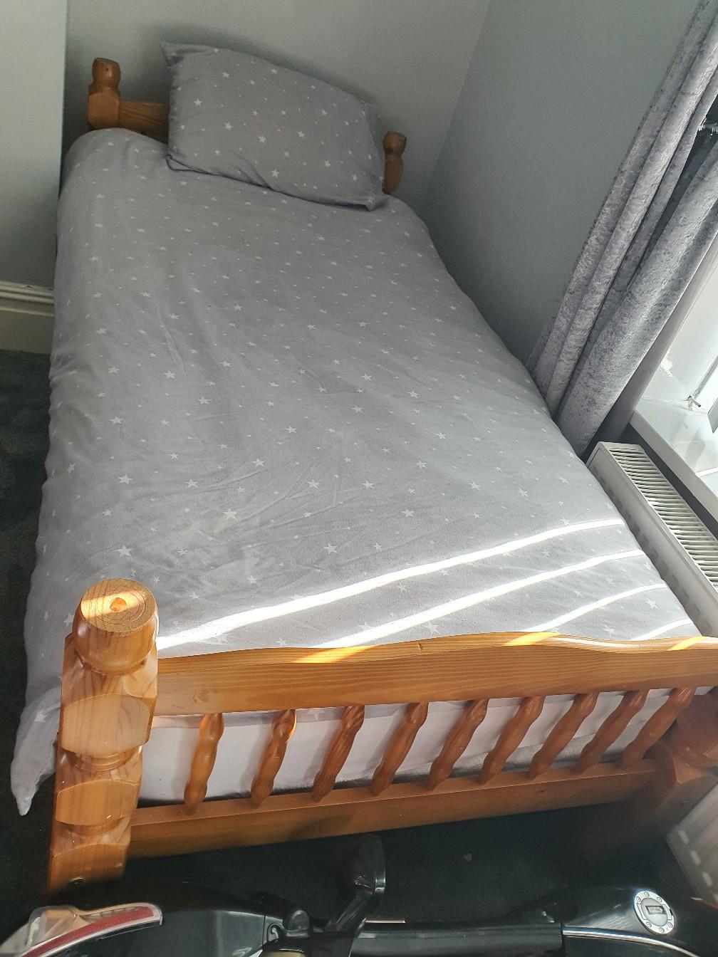 2 x Chunky Pine Single Bed with mattress in HX3 Calderdale für 80,00