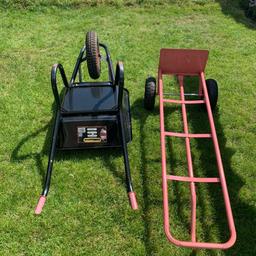one wheel barrow and the other is heavy duty lifting barrow.
£20 each.
selling as no longer needed.