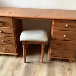 Solid pine dressing table with stool.

Length 137cm
Height 75cm
Depth 46cm

Some surface scratches on the top and drawers - would be ideal for an upcycling project,

Collection only - can be dismantled.
