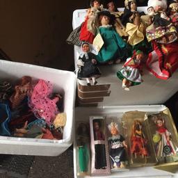 I think there is about 30 dolls here. These are quite old, possibly 70’s and a couple maybe older. 
I can post but it will be a medium parcel, hence would cost approx £8-£9.