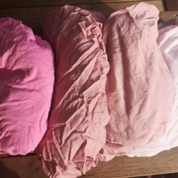 Verkaufe 4Stk. Spannleintücher in verschiedenen Rosatönen
Geeignet für Matratzen mit Maße 60x120 - 70x140
