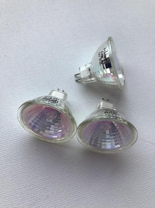 Buy & Sell Devon Torridge - Photos for 3 reflector spotlight bulbs. 20w.