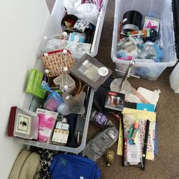 Various items, mostly priced up, ready for a carboot.
Please note the plastic boxes are not in the bundle. The Items will be transferred into cardboard boxes.